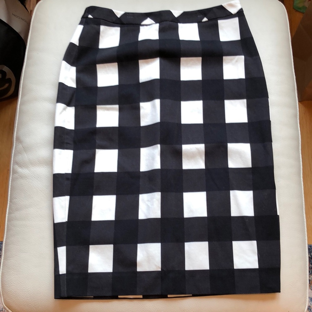 Banana Republic black/white gingham pencil skirt